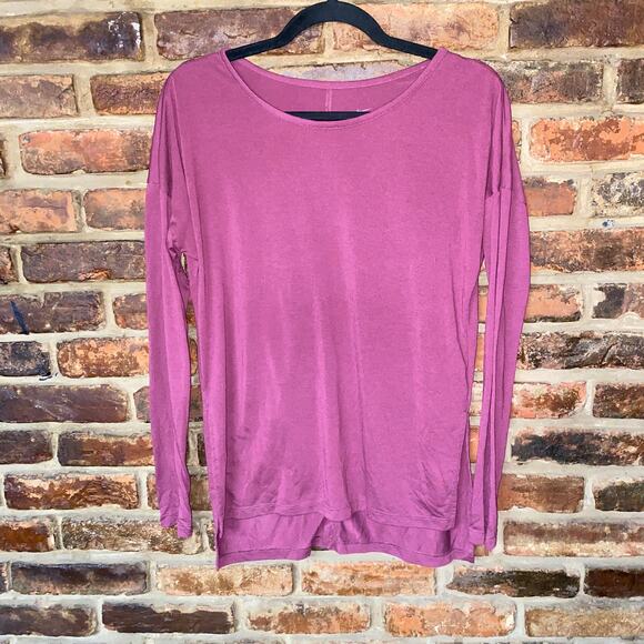Nike Dri-Fit Purple Yoga Long Sleeve Side-Slit T-Shirt Women's Size Small - Picture 2 of 8